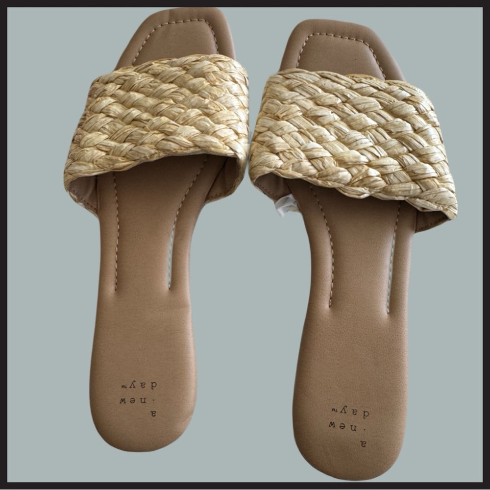 A New Day Women's Tan Sandals